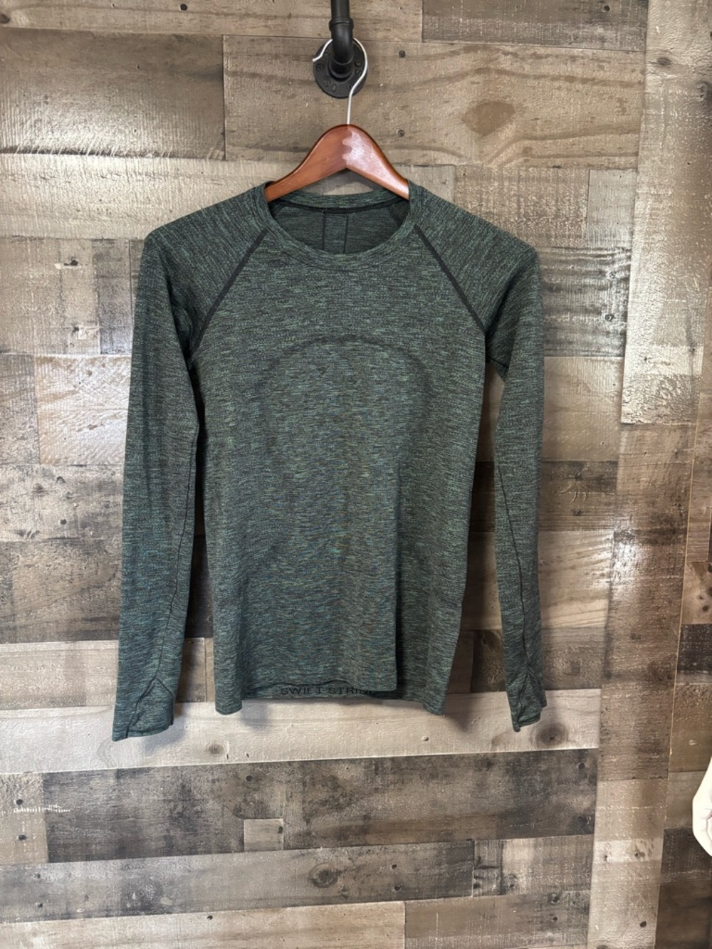 lululemon athletica Long Sleeve Swiftstride Tee in Heathered Green 8